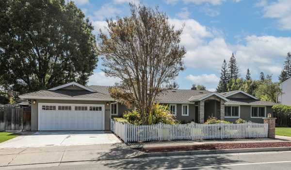 1079 Los Altos Ave, Los Altos, CA 94022