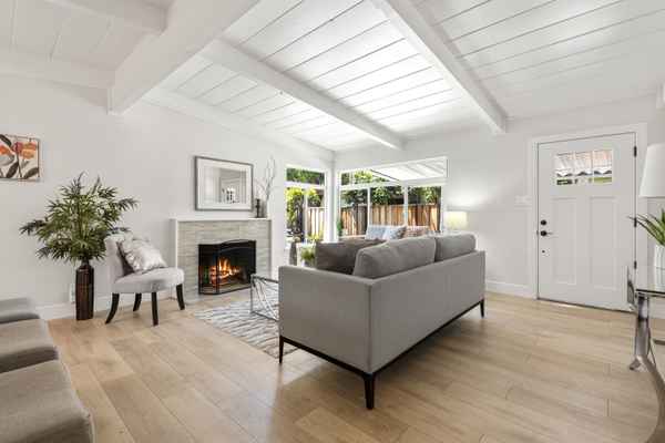 571 N Eden Ave, Sunnyvale, CA 94085