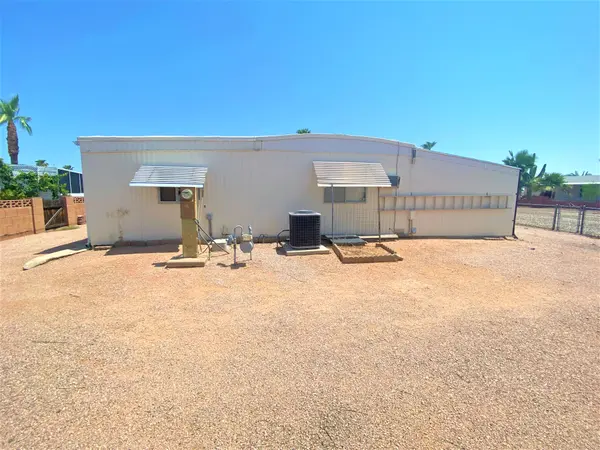9047 E Ellasar Ave, Mesa, AZ 85208