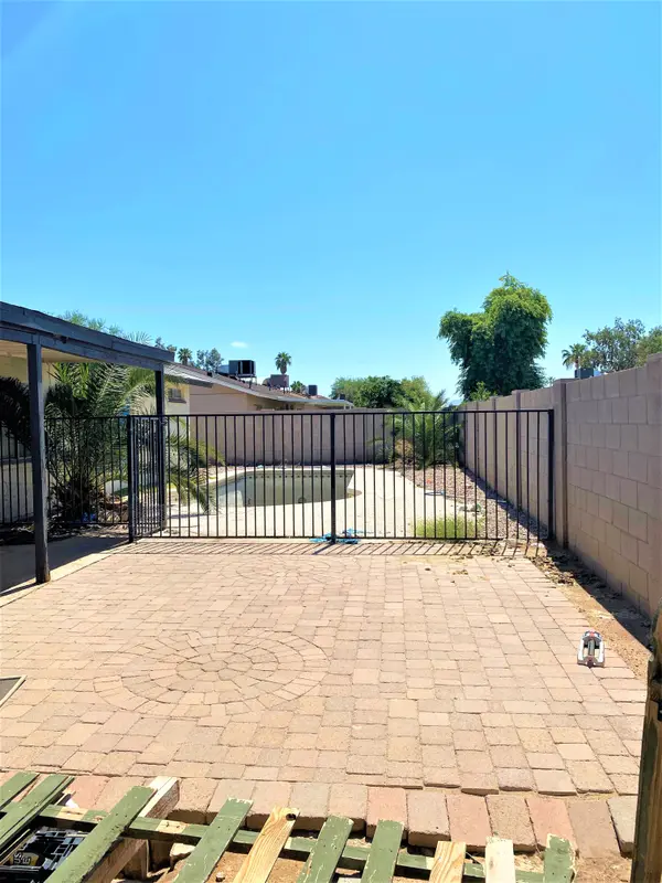 4636 N 75th Dr, Phoenix, AZ 85033