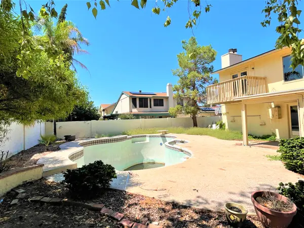 5303 W Pershing Ave, Glendale, AZ 85304