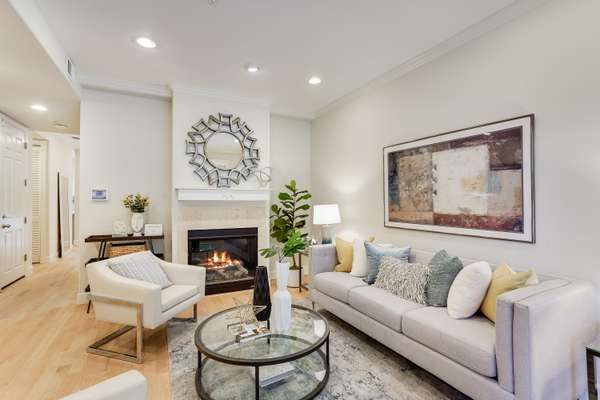 1063 Bonita Ave, Mountain View, CA 94040