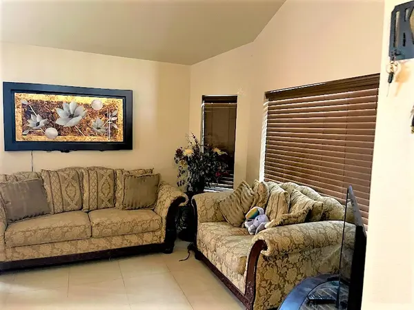 622 N 89th Dr Phoenix AZ 85037
