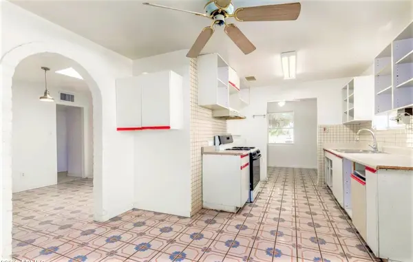 2915 W McKinley St, Phoenix, AZ 85009