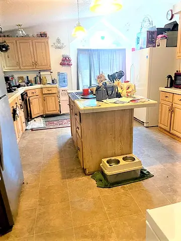 11275 N 99th Ave #202, Peoria, AZ 85345