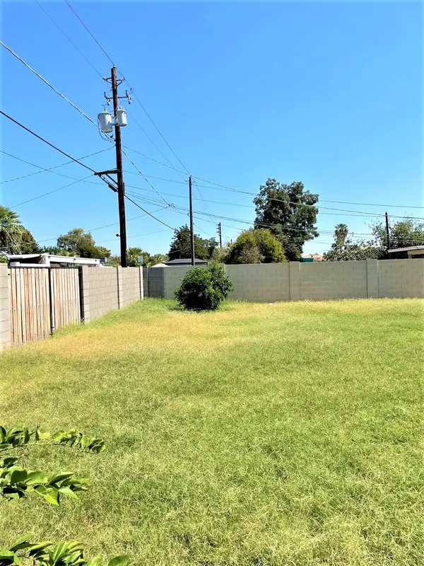 1710 W Bethany Home Rd, Phoenix, AZ 85015