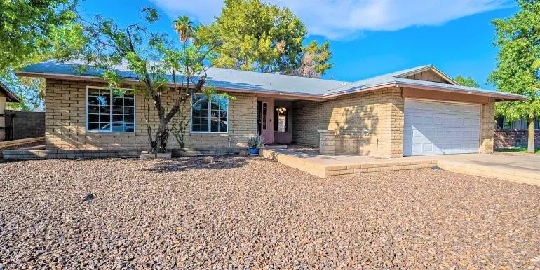 5420 W Seldon Ln, Glendale, AZ 85302