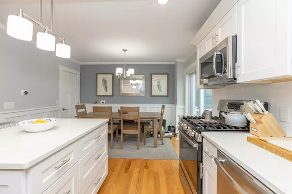 South Boston, MA 02127,182 E St