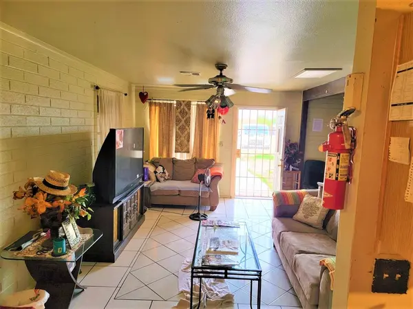 5518 S 14th Pl, Phoenix, AZ 85040