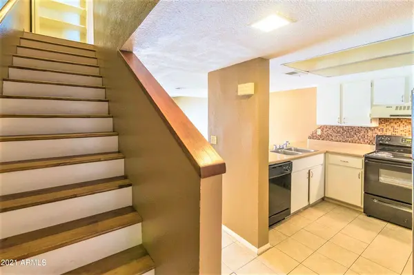 122 S Hardy Dr #39, Tempe, AZ 85281
