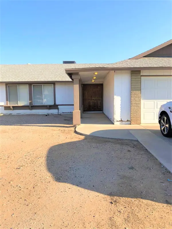 4710 W Davis Rd, Glendale, AZ 85306