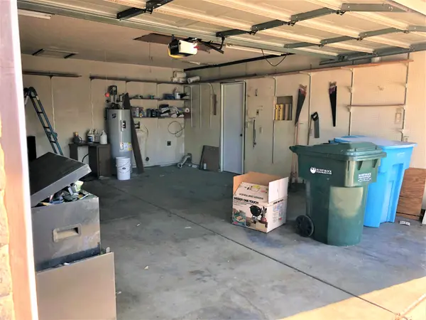 4710 W Davis Rd, Glendale, AZ 85306