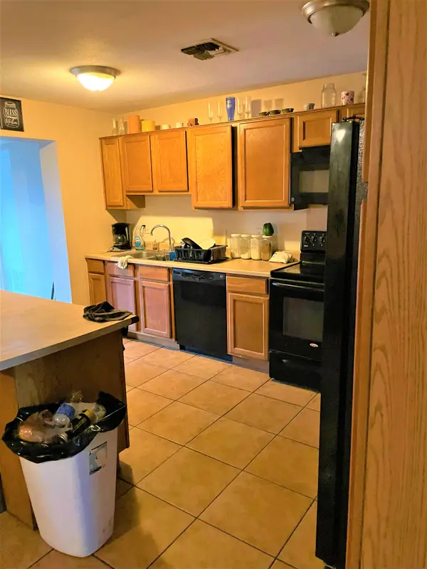 2118 W Wood Dr, Phoenix, AZ 85029