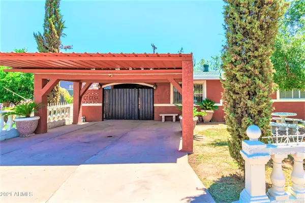 3701 E Sheridan St, Phoenix, AZ 85008