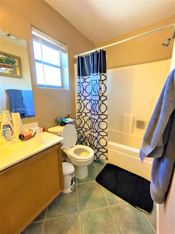 10307 E Capri Ave, Mesa, AZ 85208