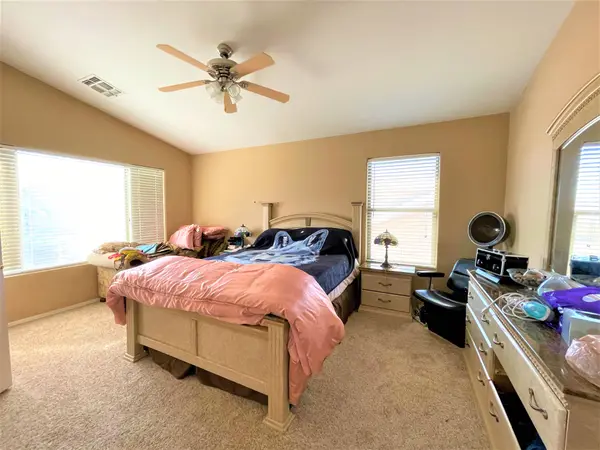 10307 E Capri Ave, Mesa, AZ 85208
