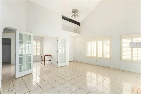 2109 W Rose Garden Ln, Phoenix, AZ 85027