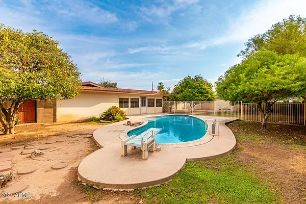 1660 E Greenway St, Mesa, AZ 85203