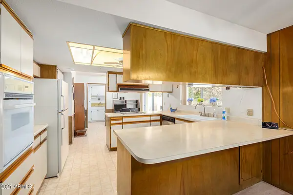 1660 E Greenway St, Mesa, AZ 85203