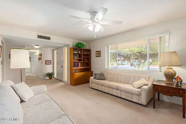 1660 E Greenway St, Mesa, AZ 85203