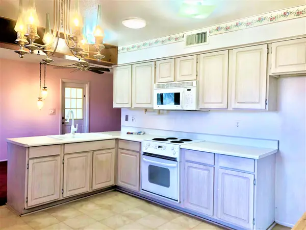 436 E 10th Pl, Mesa, AZ 85203