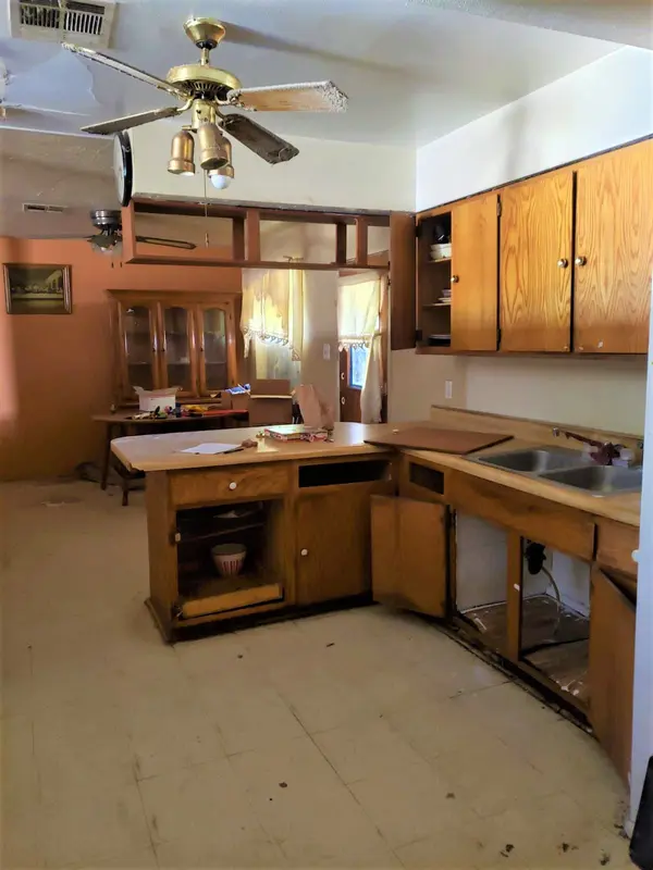 4753 W Crittenden Ln, Phoenix, AZ 85031