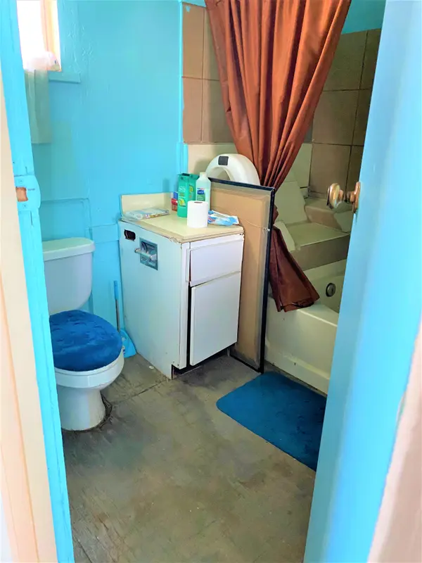 3212 W Monte Vista Rd, Phoenix, AZ 85009