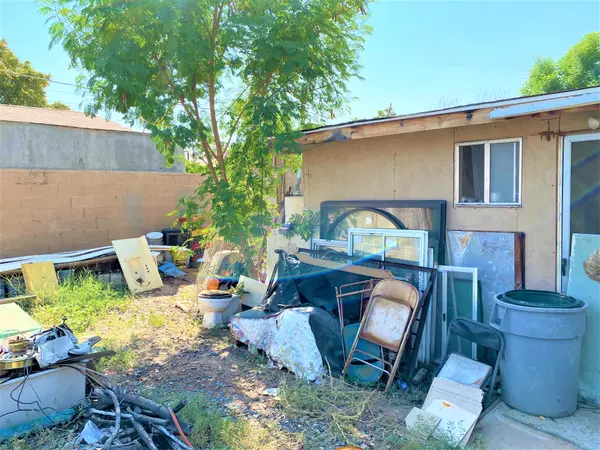 3212 W Monte Vista Rd, Phoenix, AZ 85009