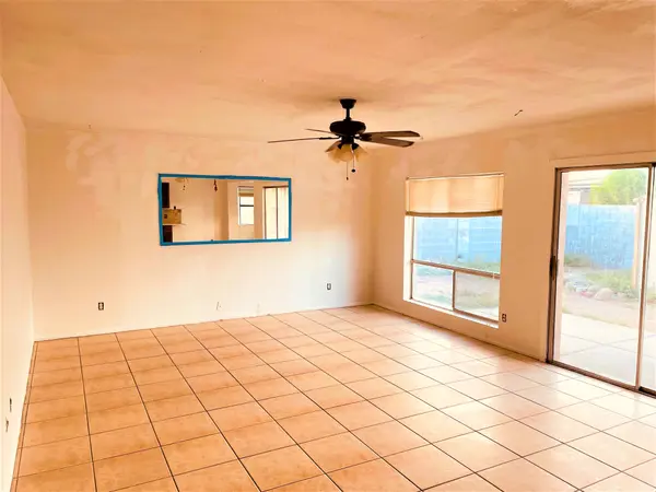 8808 W Cinnabar Ave, Peoria, AZ 85345