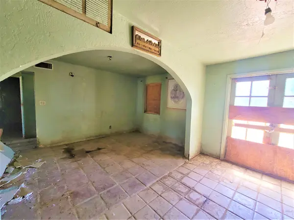 3137 W Washington St, Phoenix, AZ 85009