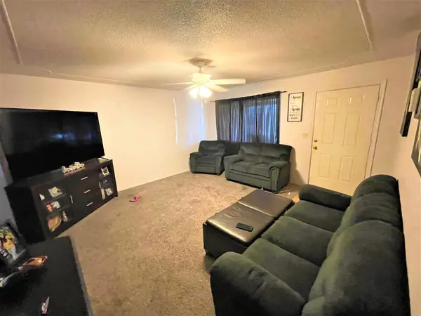 1124 S Drew St, Mesa, AZ 85210