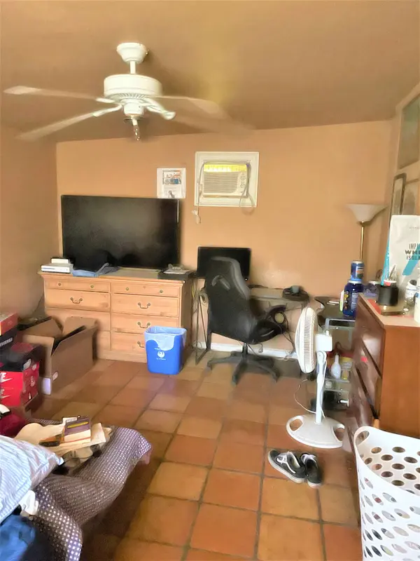 3129 W Pierce St, Phoenix, AZ 85009