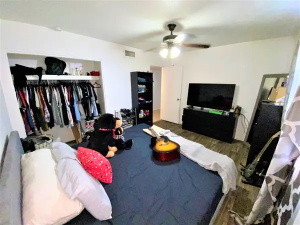 7001 N 76th Dr, Glendale, AZ 85303