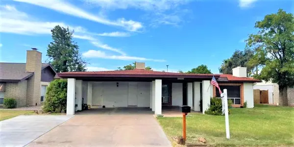 4556 W El Caminito Dr, Glendale, AZ 85302