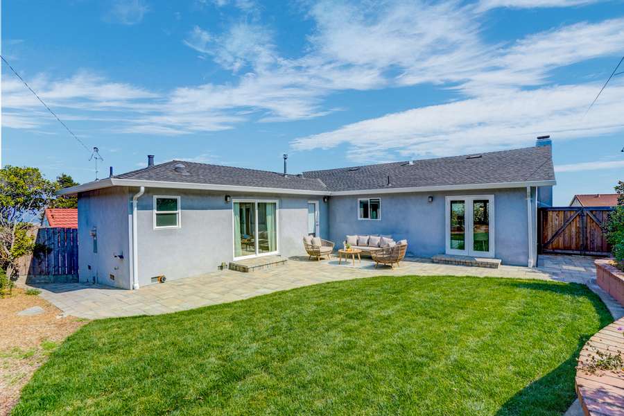 1242 Hillcrest Blvd, Millbrae, CA 94030