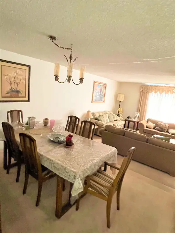 4302 W Echo Ln, Glendale, AZ 85302