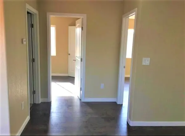 8311 W Edwards St, Peoria, AZ 85345