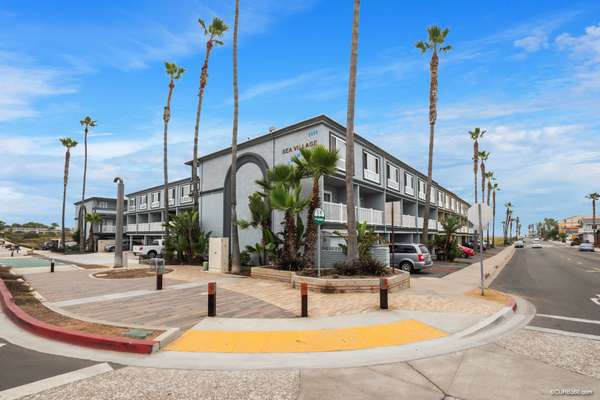 Imperial Beach, CA 91932,1111 Seacoast Dr #Unit 33