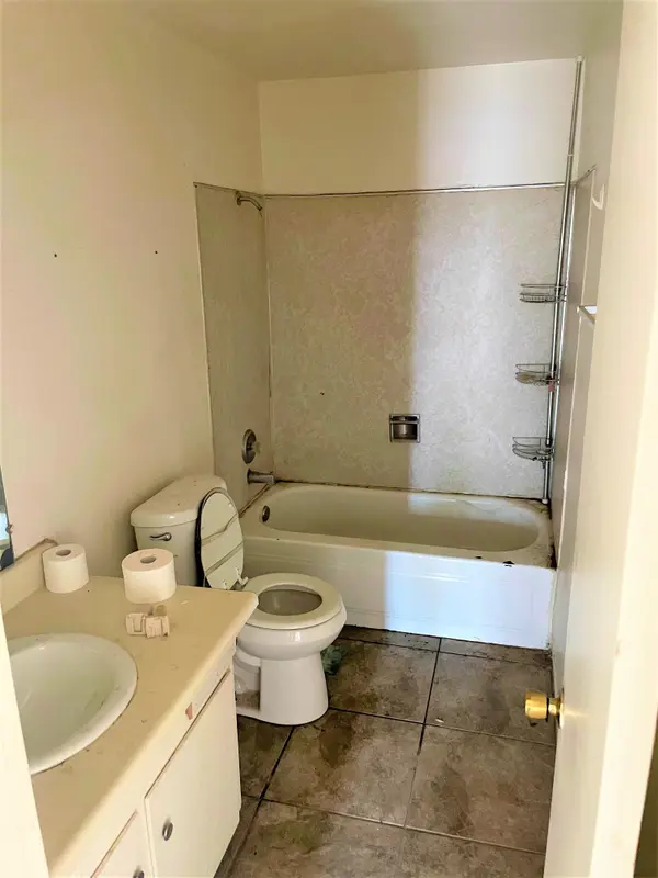 7702 W Weldon Ave, Phoenix, AZ 85033