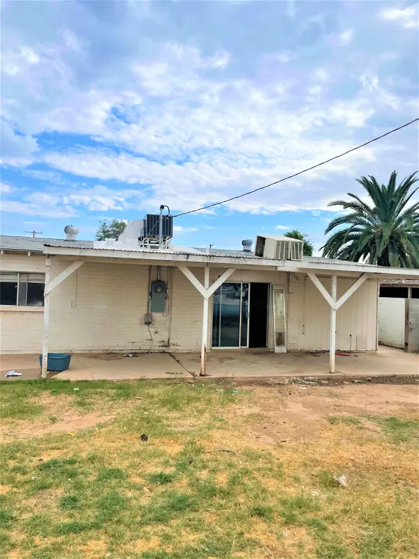 7702 W Weldon Ave, Phoenix, AZ 85033