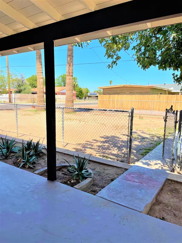 1902 E Granada Rd, Phoenix, AZ 85006