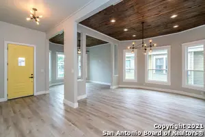 610 Saint James, San Antonio, TX 78202