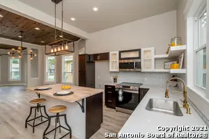 610 Saint James, San Antonio, TX 78202