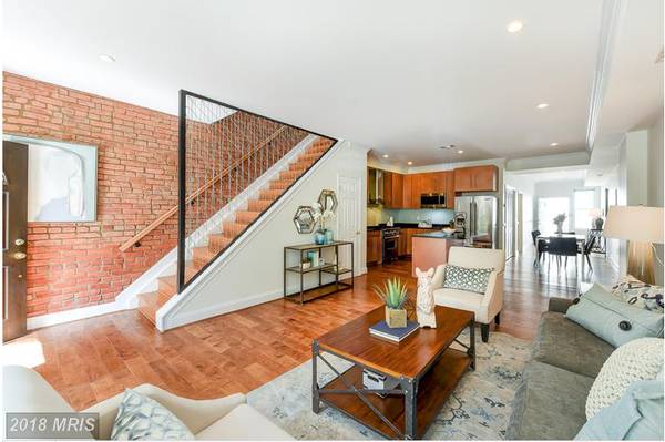 1703 Euclid St NW #2, Washington, DC 20009