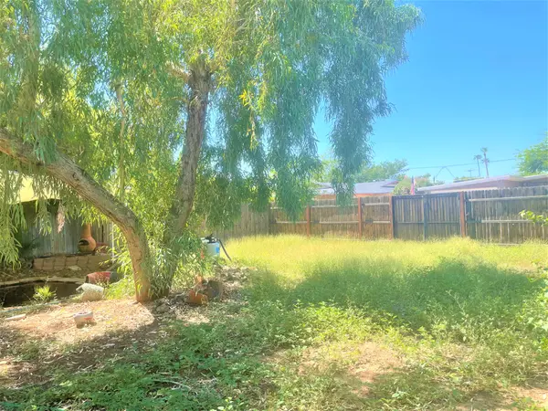 3617 E Paradise Dr, Phoenix, AZ 85028