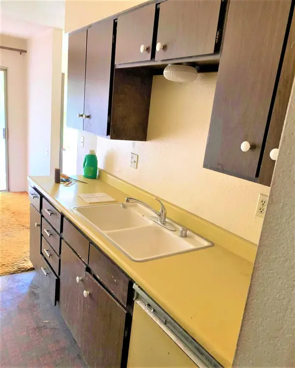 5617 S Clambake Bay Ct #E, Tempe, AZ 85283