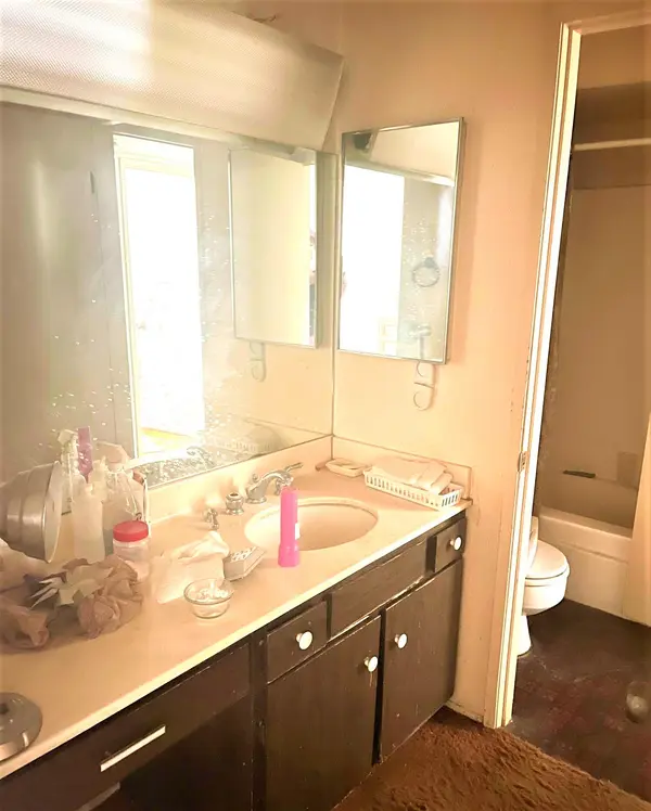 5617 S Clambake Bay Ct #E, Tempe, AZ 85283
