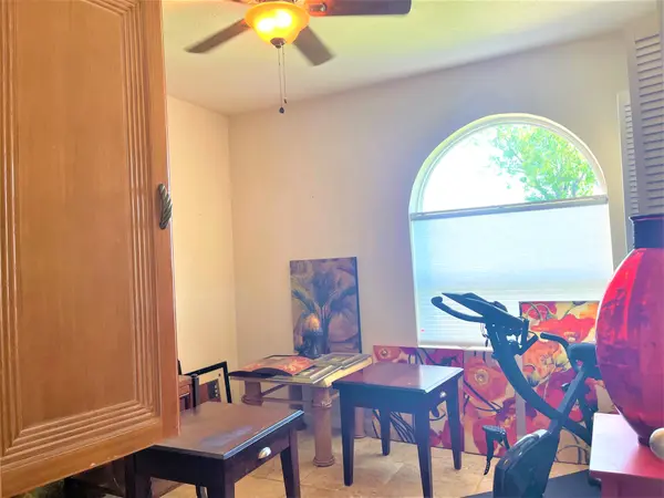2423 W Peralta Cir, Mesa, AZ 85202