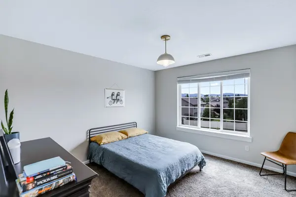 16929 E 17th Ct, Veradale, WA 99037