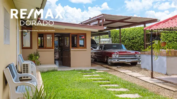 Camalote Village, Cayo District,